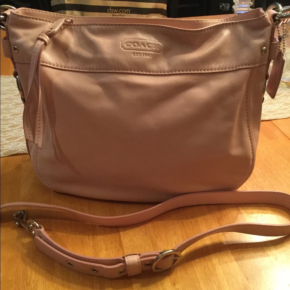 Coach NWOT Pink Leather Zoe Hobo Handbag